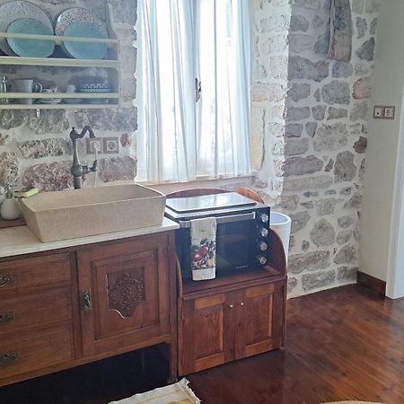 1836 Traditional House Vathy  Exterior foto